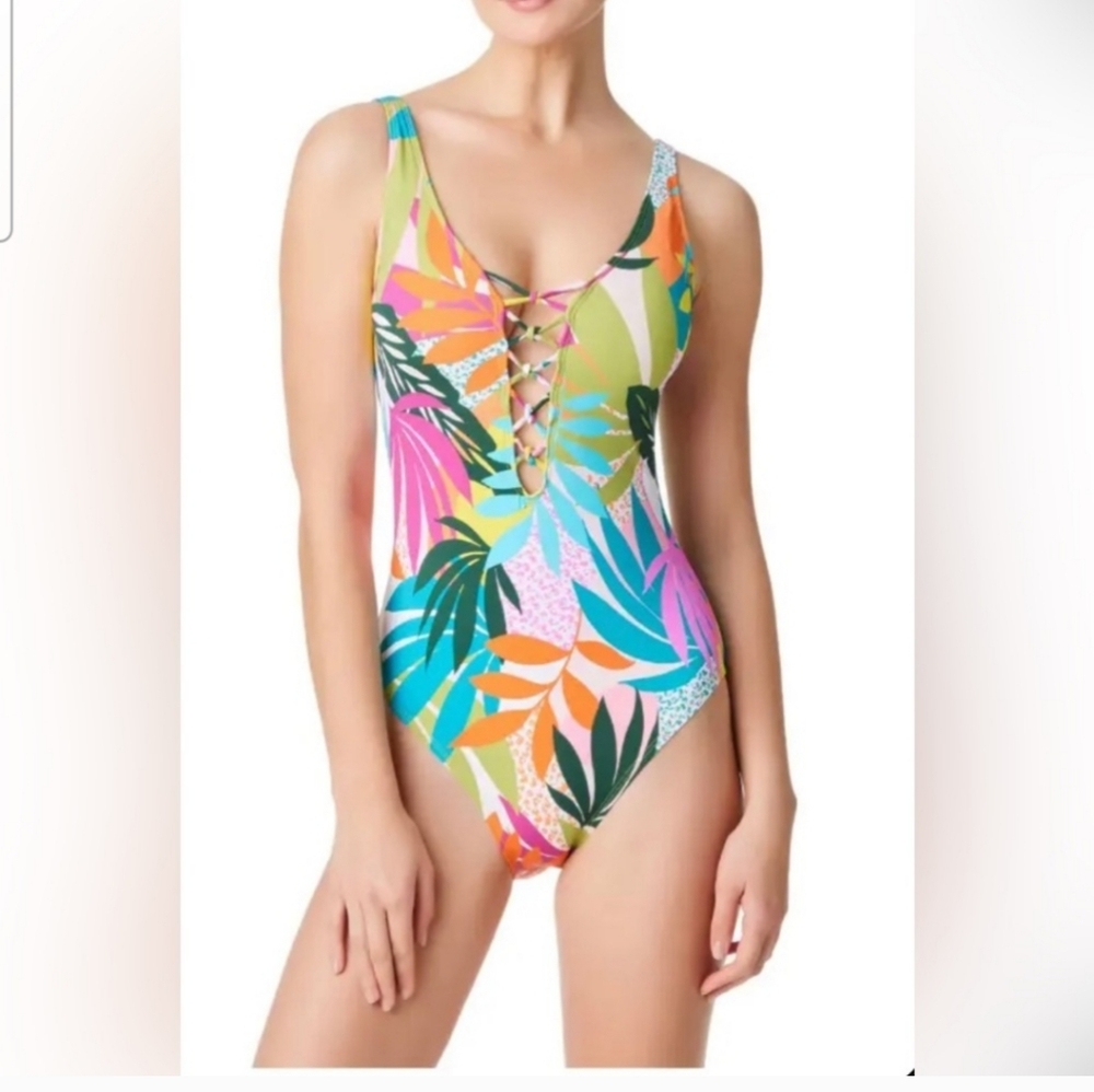NWT one piece swimsuit
